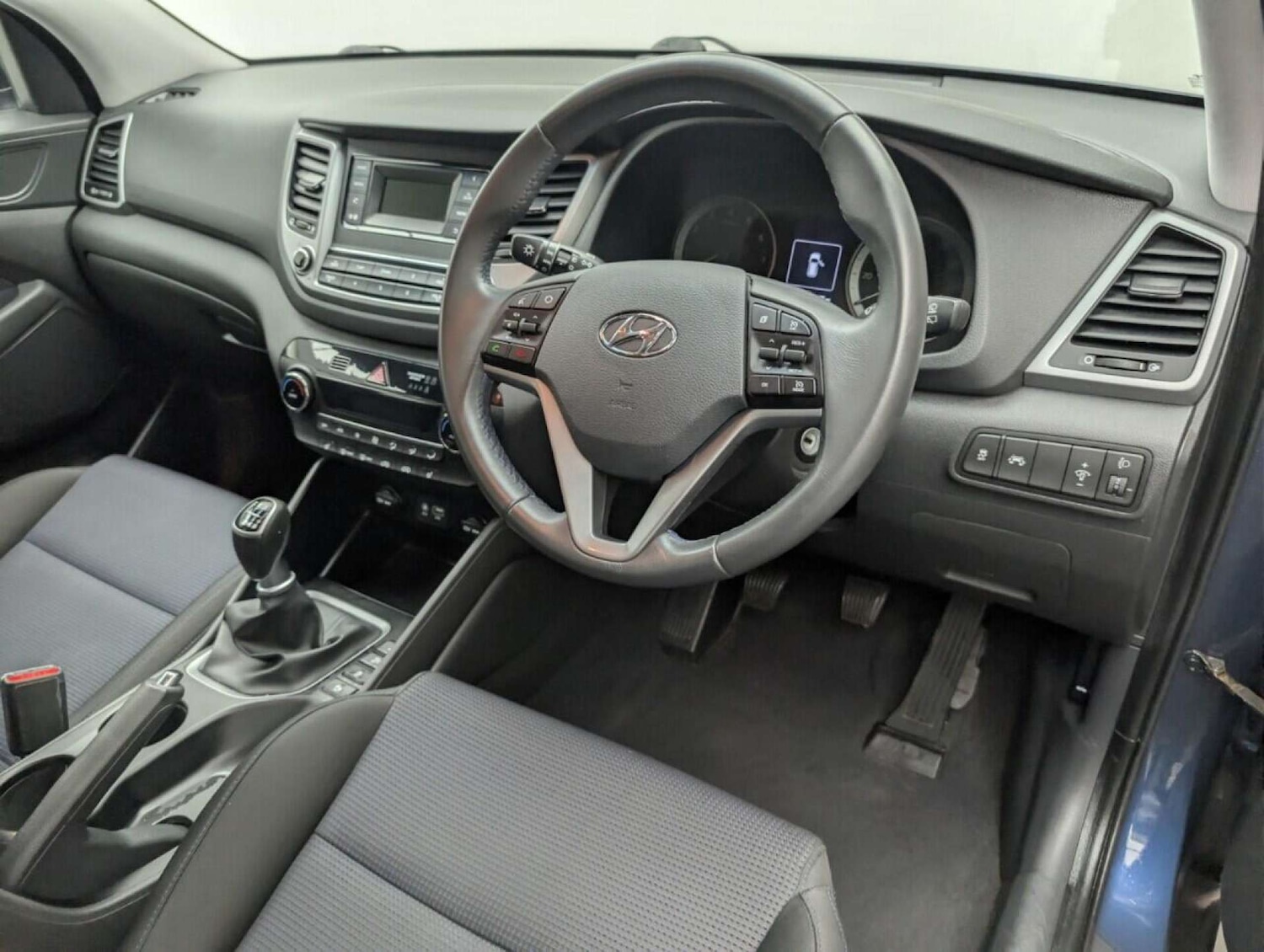 Used Hyundai TUCSON 2017 for sale - 77713565: Photo 11