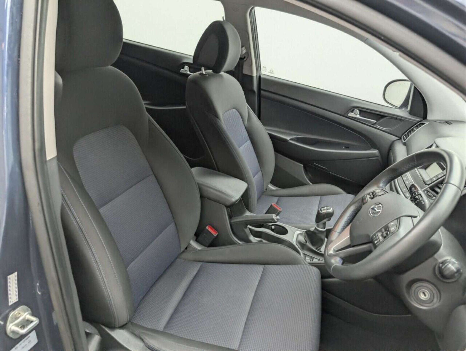 Used Hyundai TUCSON 2017 for sale - 77713565: Photo 12