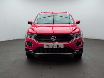 Used Volkswagen T-Roc 2019 for sale - 79471248: Photo