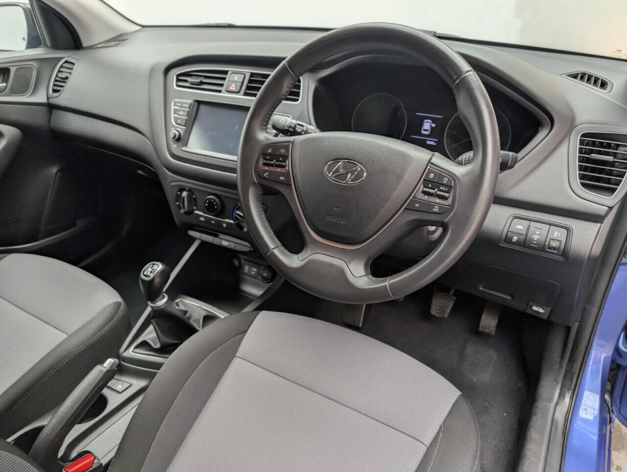 Used Hyundai i20 2019 for sale - 76424600: Photo 11