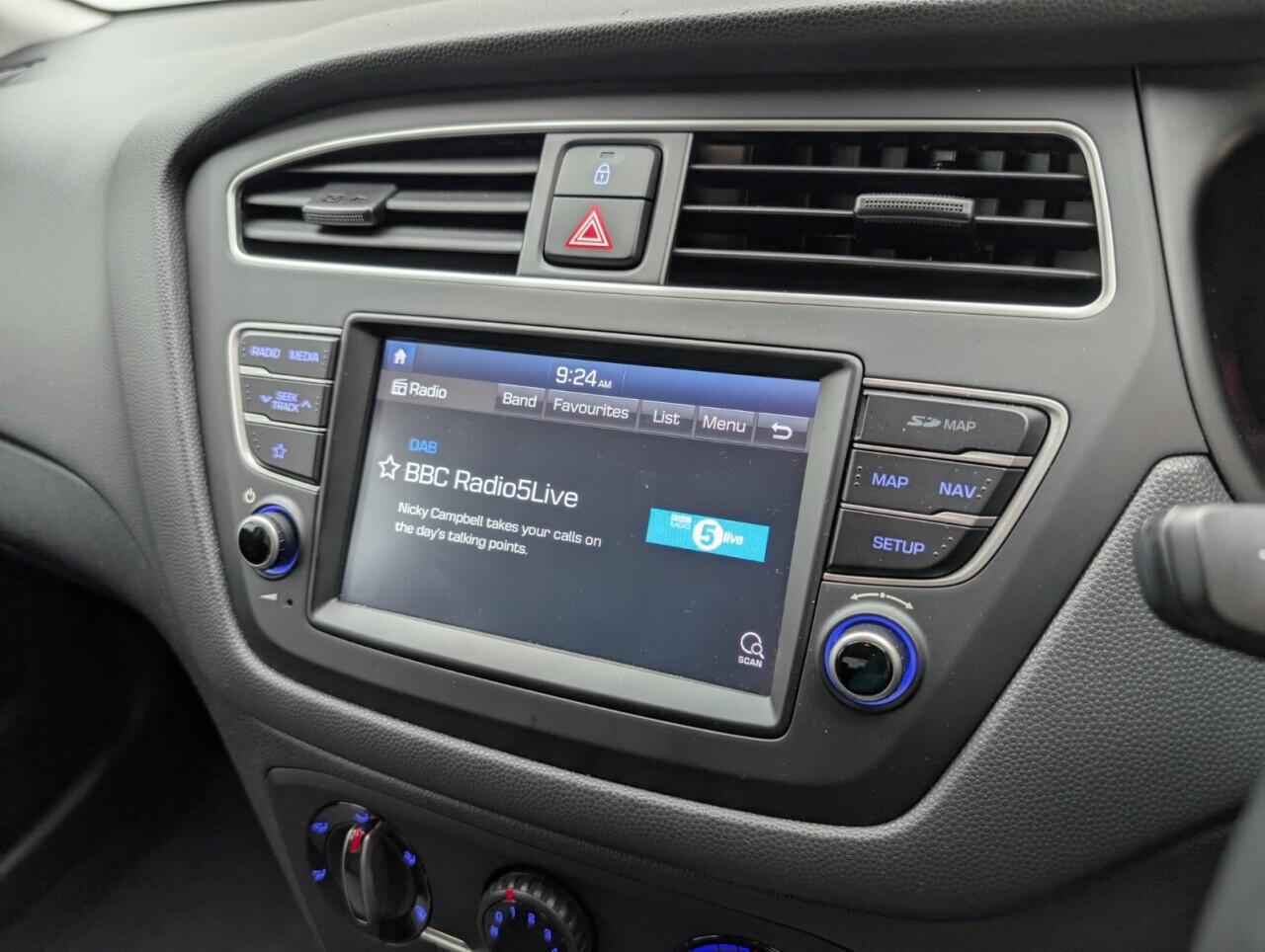 Used Hyundai i20 2019 for sale - 76424600: Photo 13