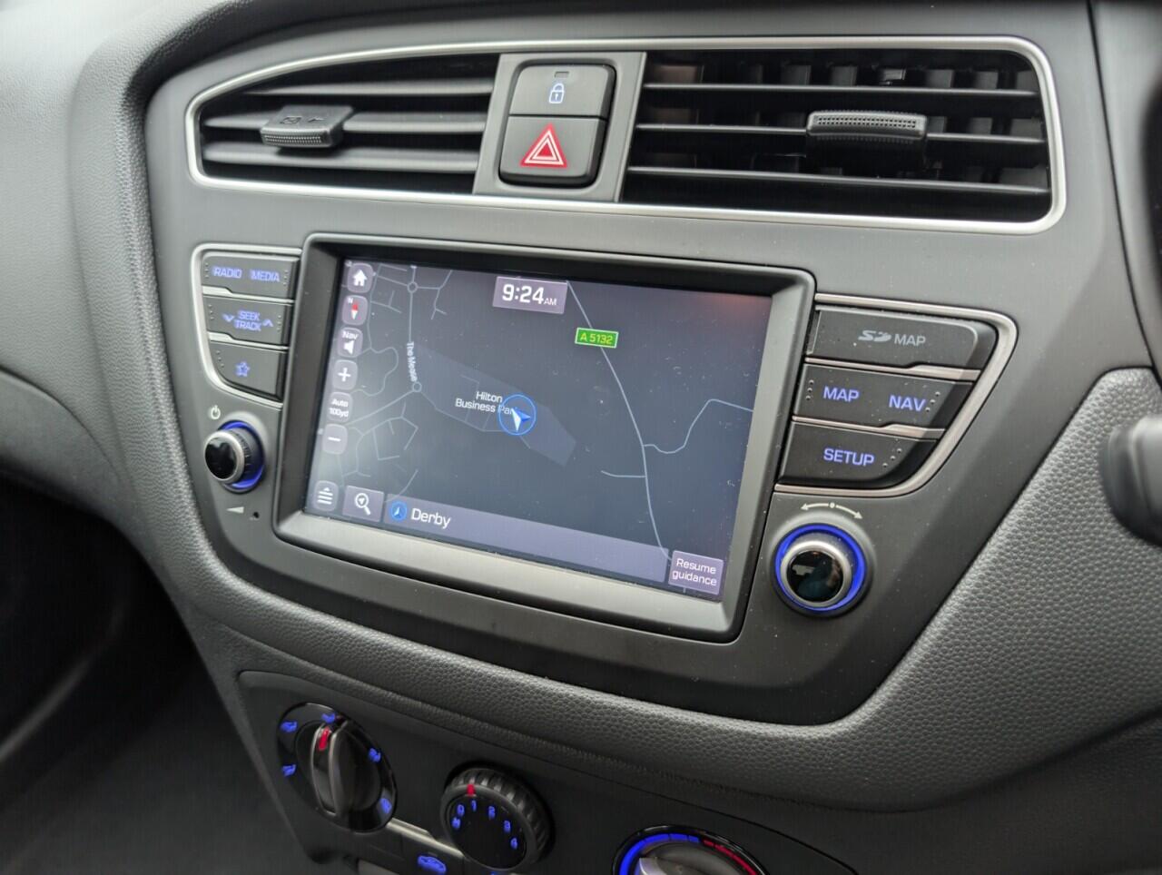 Used Hyundai i20 2019 for sale - 76424600: Photo 14