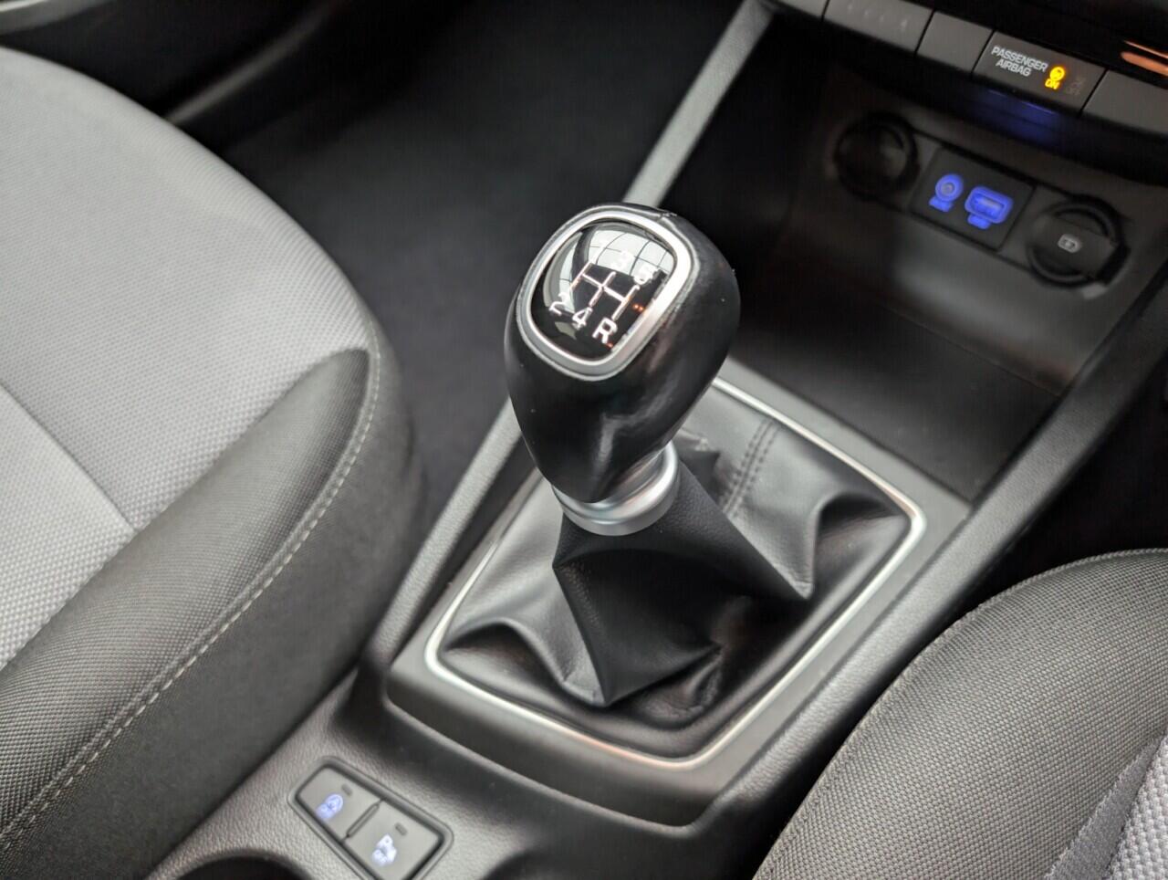 Used Hyundai i20 2019 for sale - 76424600: Photo 17