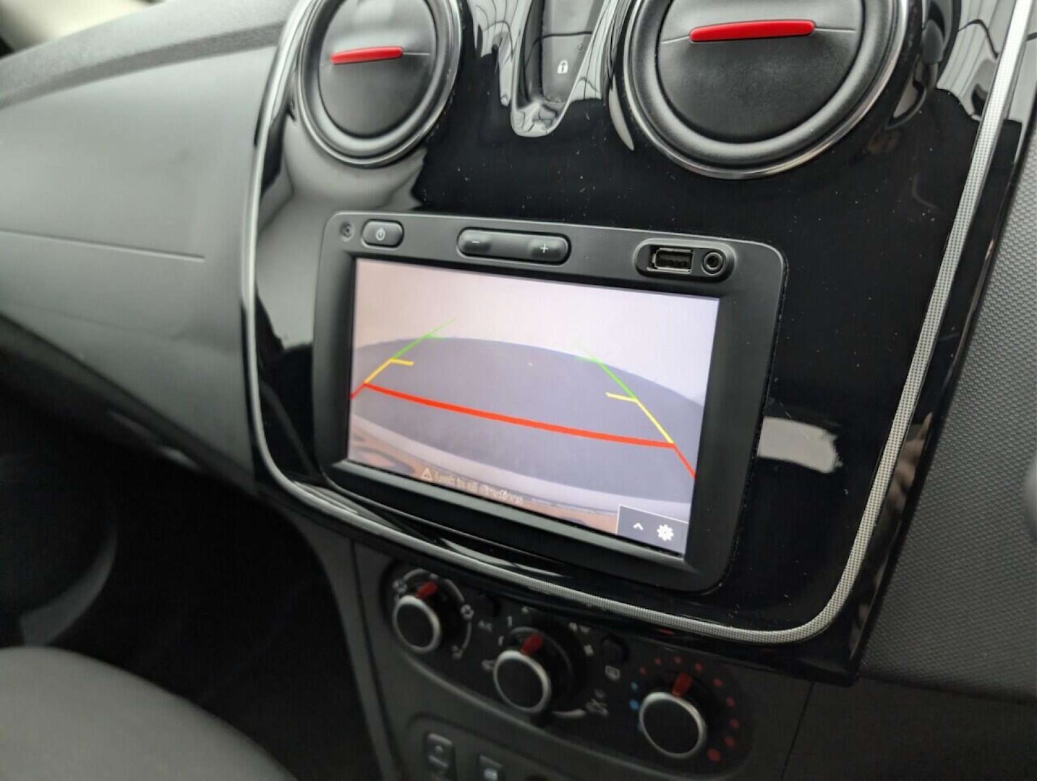 Used Dacia Sandero Stepway 2019 for sale - 77713036: Photo 15