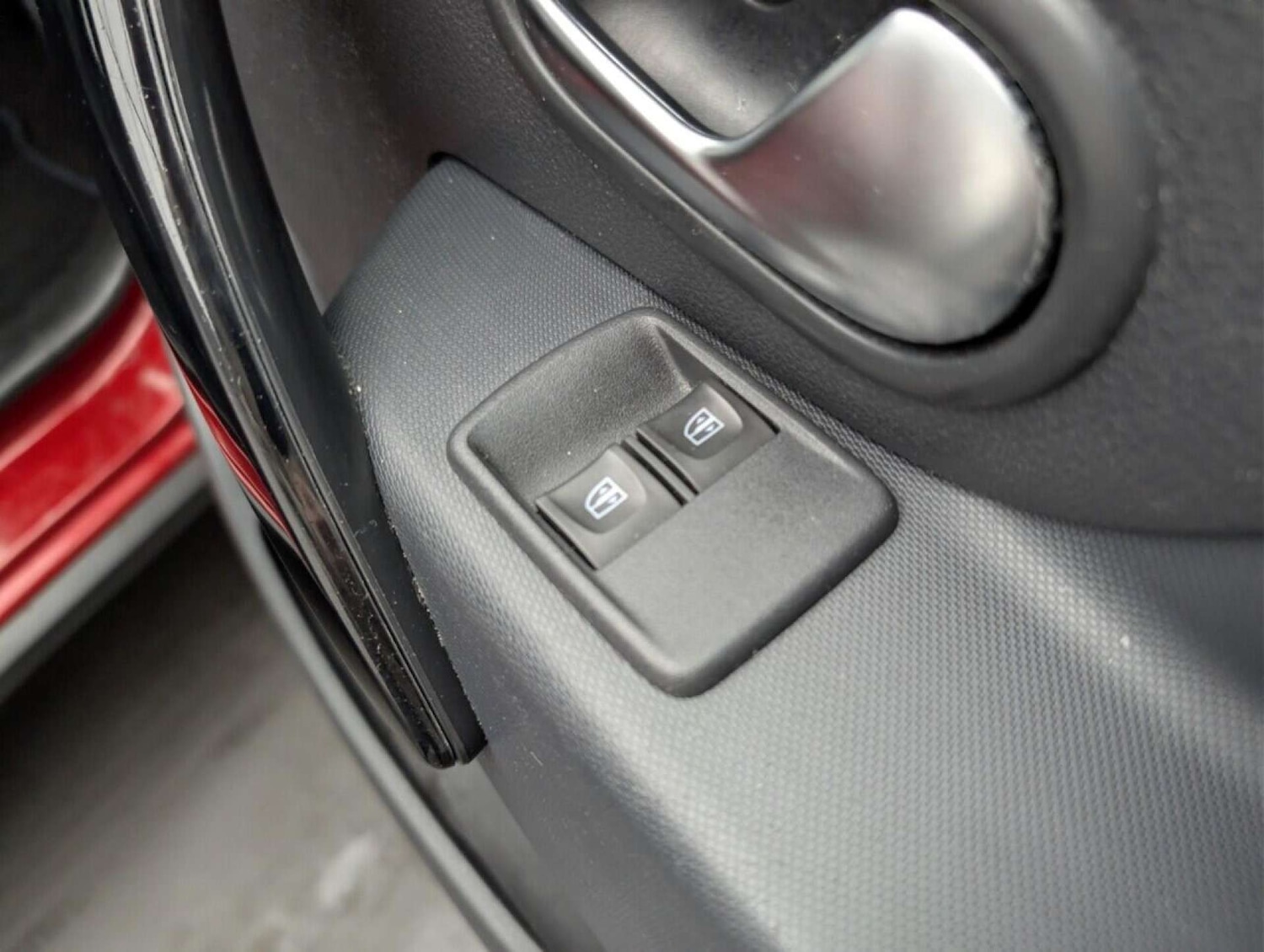 Used Dacia Sandero Stepway 2019 for sale - 77713036: Photo 22