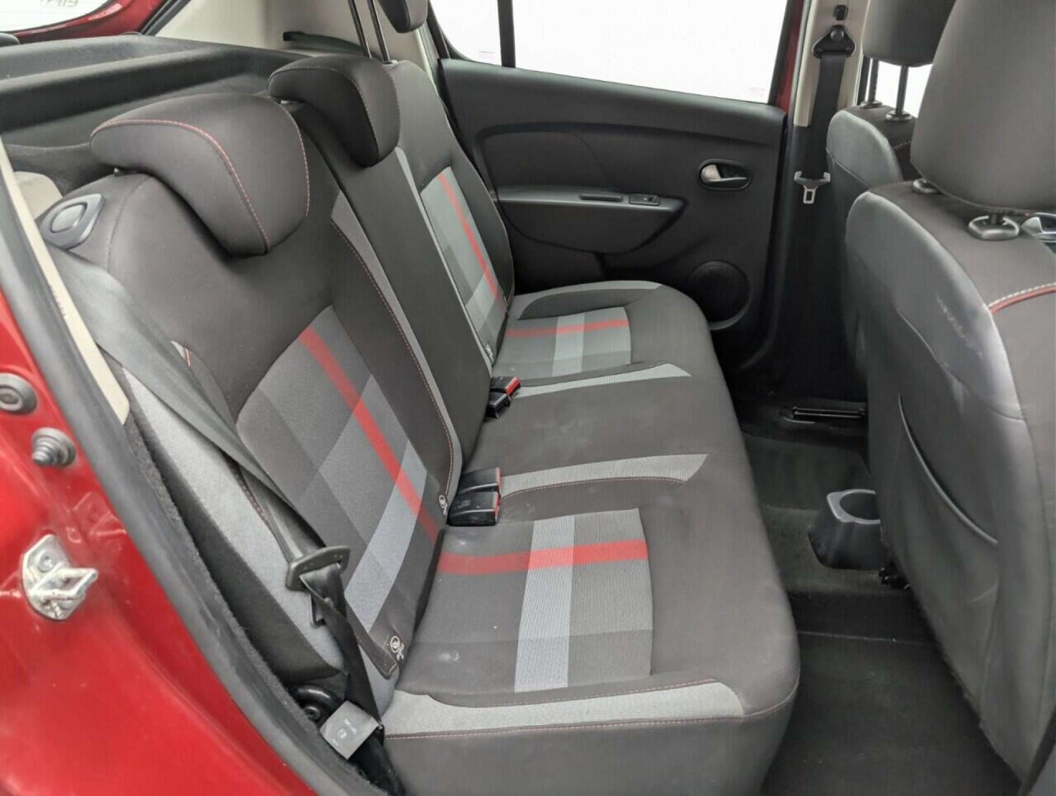 Used Dacia Sandero Stepway 2019 for sale - 77713036: Photo 25