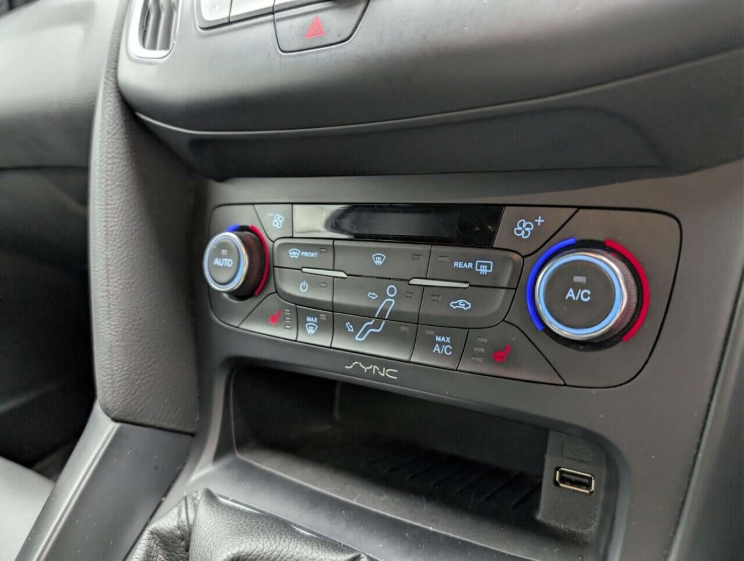 Used Ford Focus 2015 for sale - 77713806: Photo 15