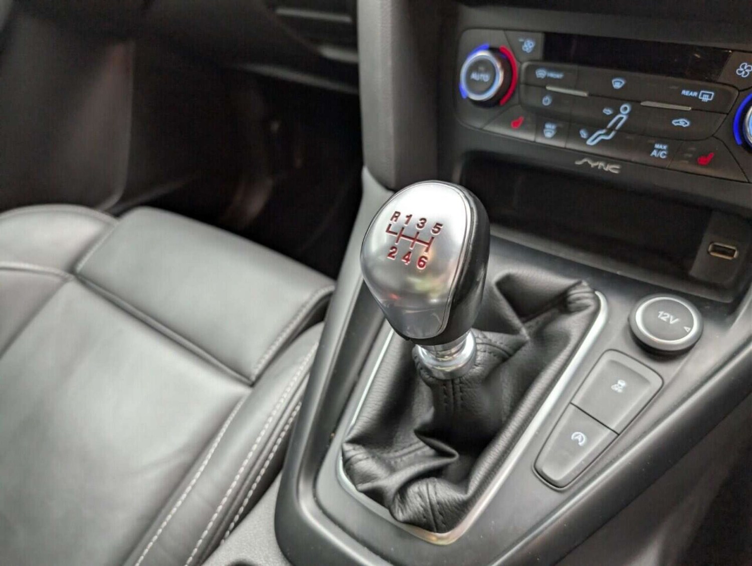 Used Ford Focus 2015 for sale - 77713806: Photo 16