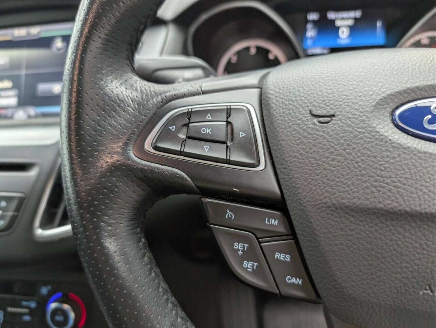 Used Ford Focus 2015 for sale - 77713806: Photo 18