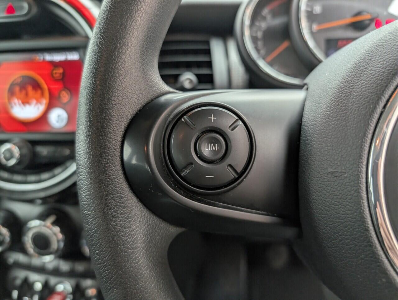 Used MINI Hatch 2018 for sale - 76801052: Photo 18