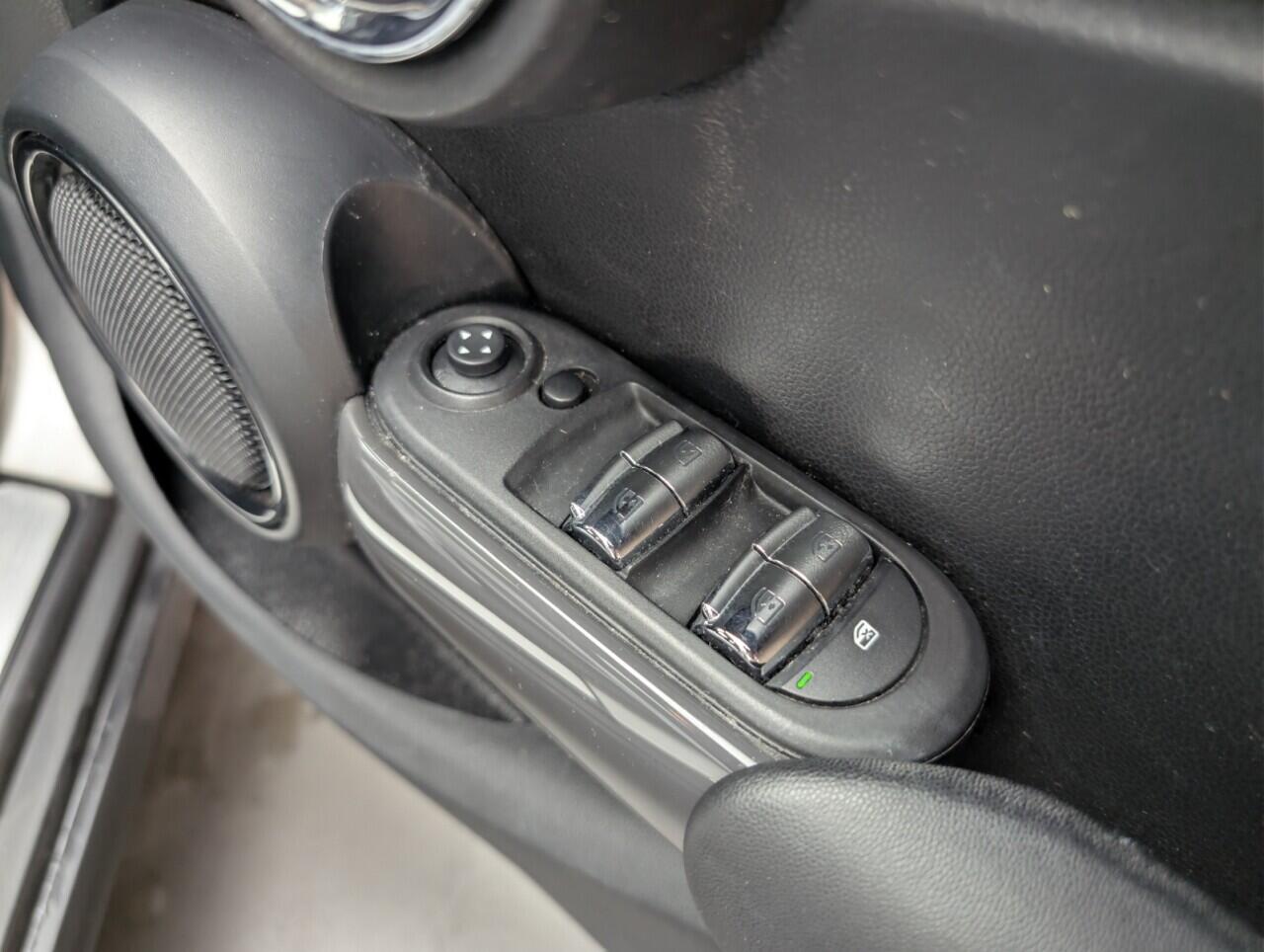 Used MINI Hatch 2018 for sale - 76801052: Photo 21