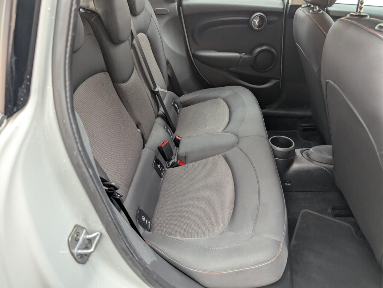 Used MINI Hatch 2018 for sale - 76801052: Photo 24