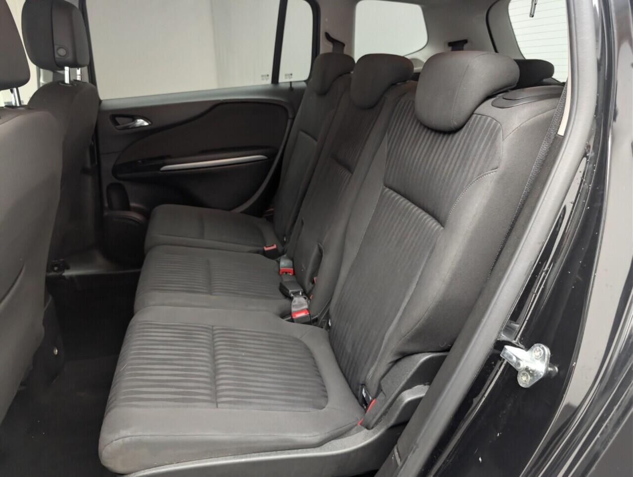 Used Vauxhall Zafira Tourer 2016 for sale - 77040724: Photo 25