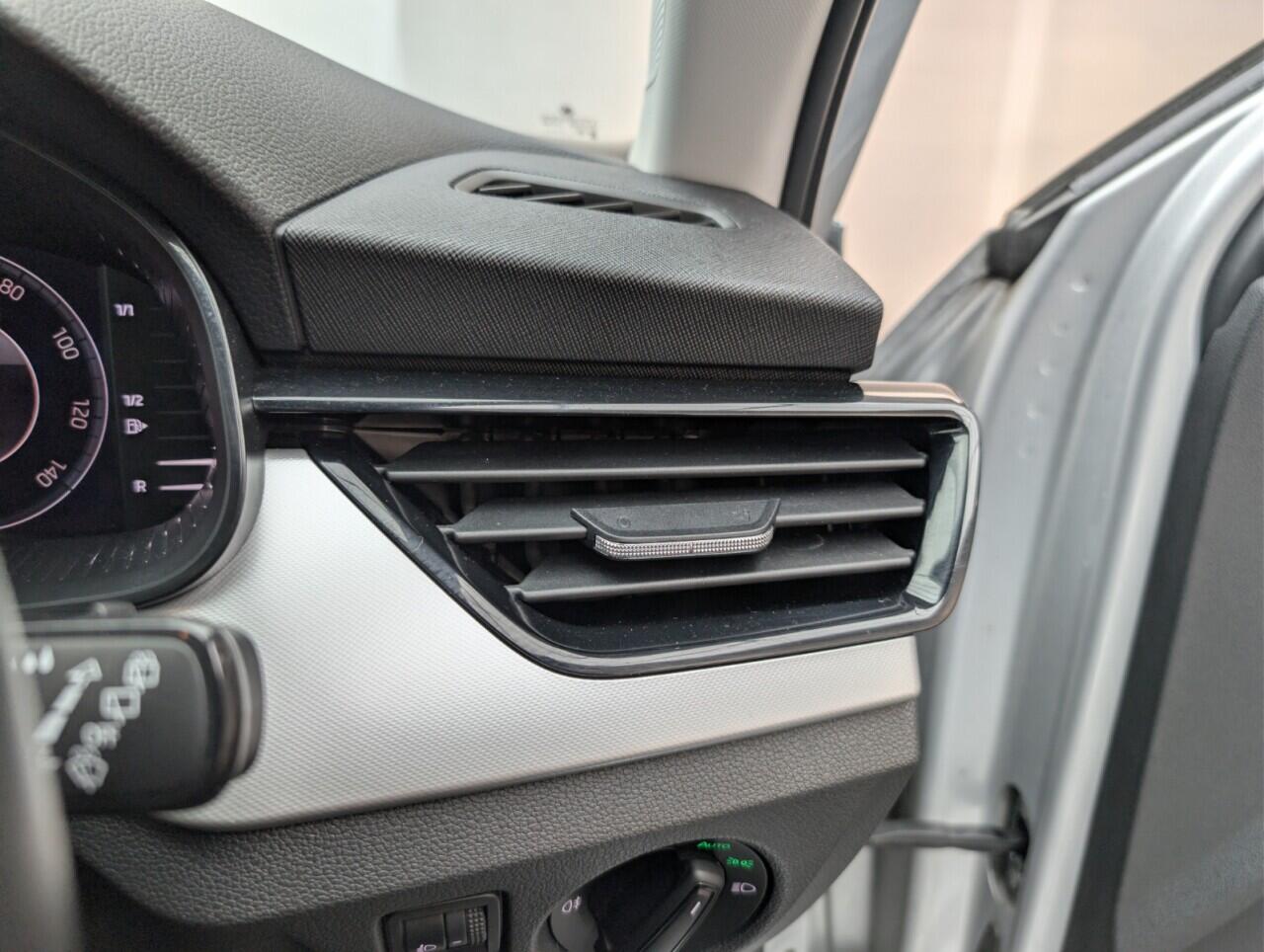 Used Skoda Kamiq 2020 for sale - 76472355: Photo 18