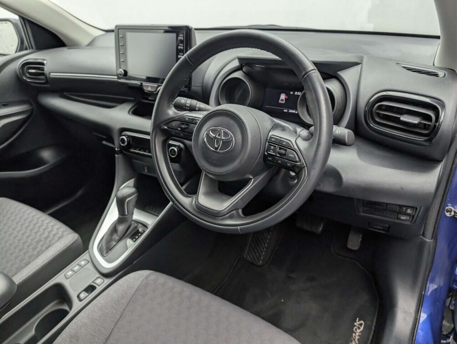 Used Toyota Yaris 2022 for sale - 77713719: Photo 11