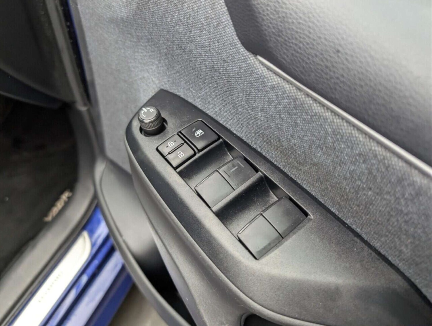 Used Toyota Yaris 2022 for sale - 77713719: Photo 21