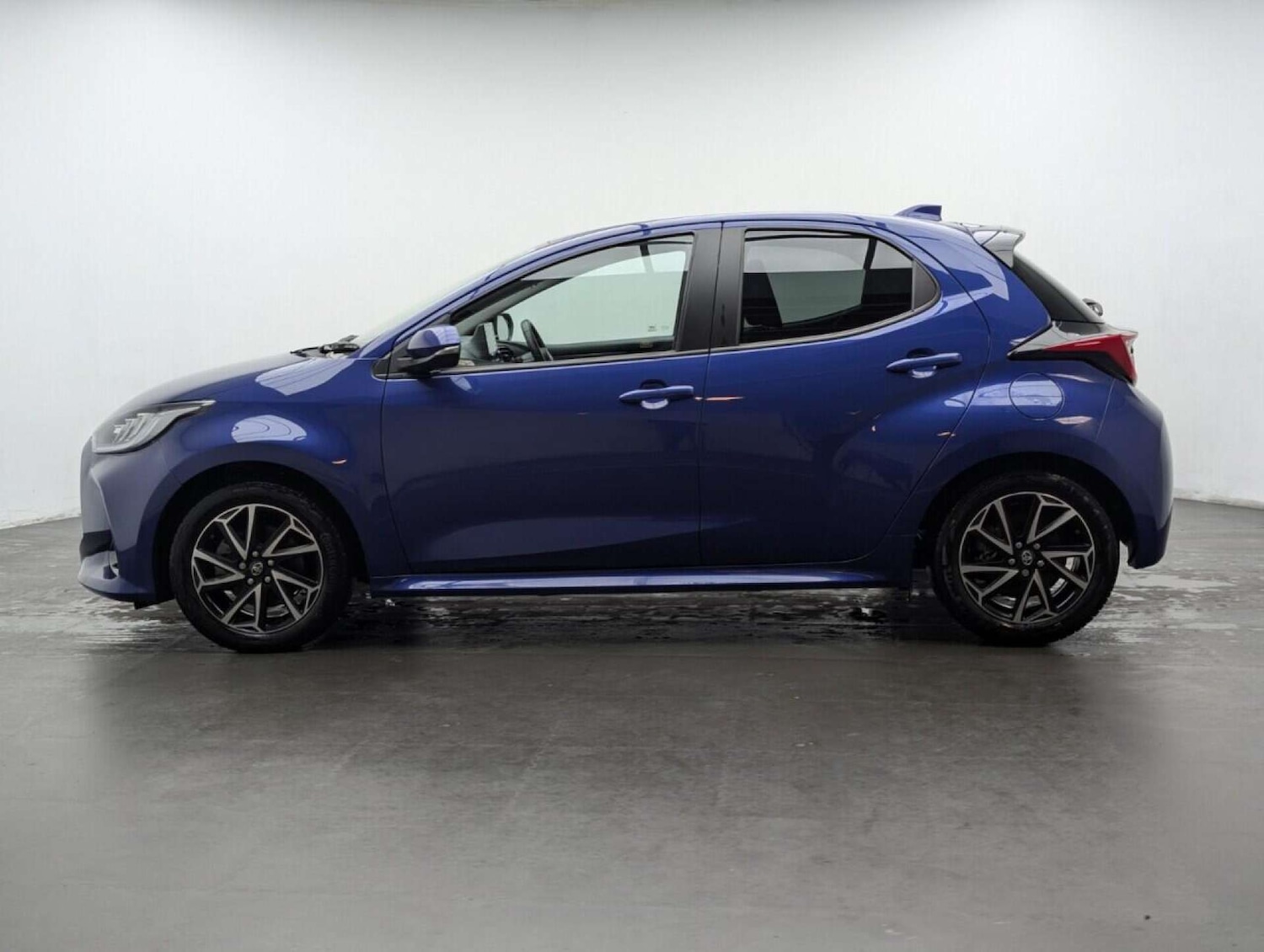 Used Toyota Yaris 2022 for sale - 77713719: Photo 5