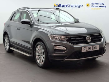 Used Volkswagen T-Roc 2019 for sale - 79476405: Photo