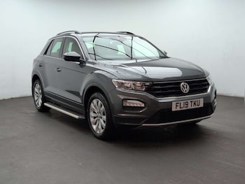 Used Volkswagen T-Roc 2019 for sale - 79476405: Photo