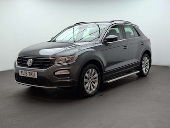 Used Volkswagen T-Roc 2019 for sale - 79476405: Photo