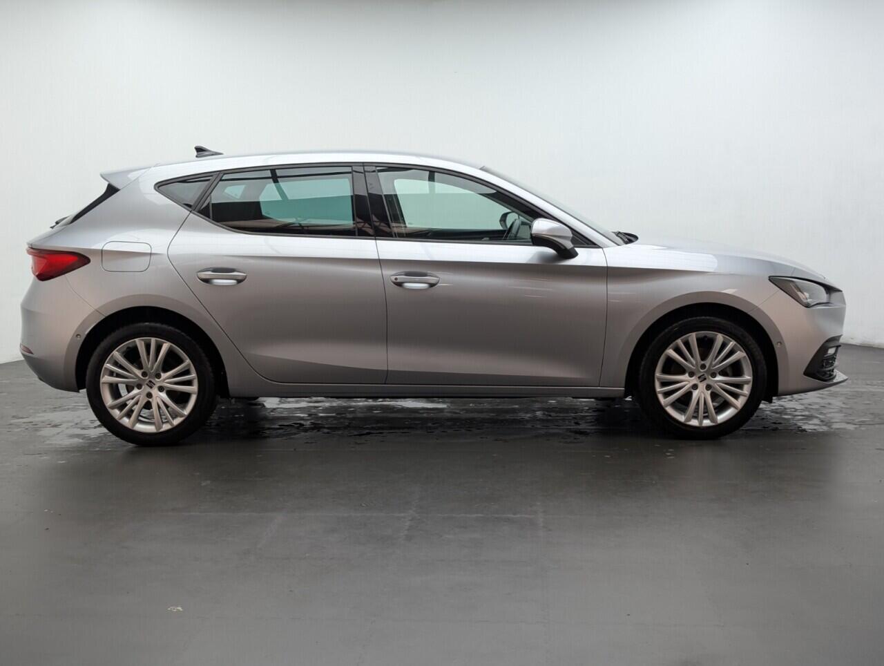 Used SEAT Leon 2021 for sale - 76735503: Photo 9