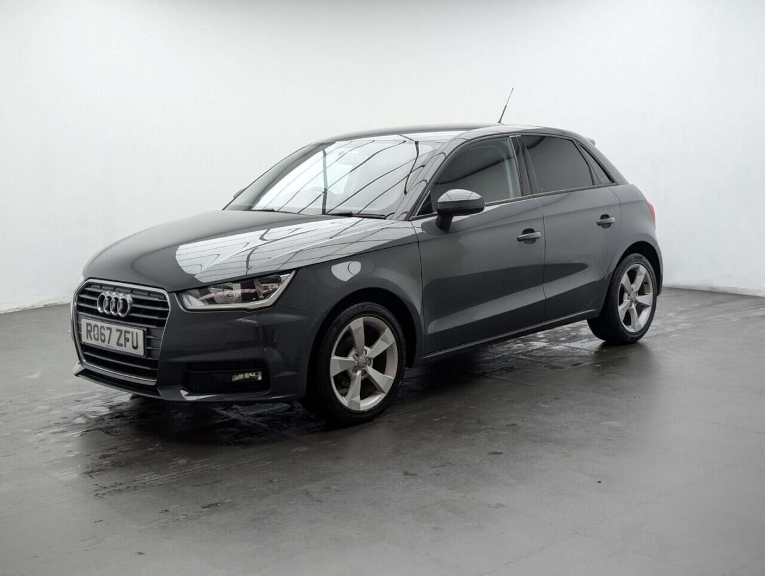 Used Audi A1 2017 for sale - 77714208: Photo 4