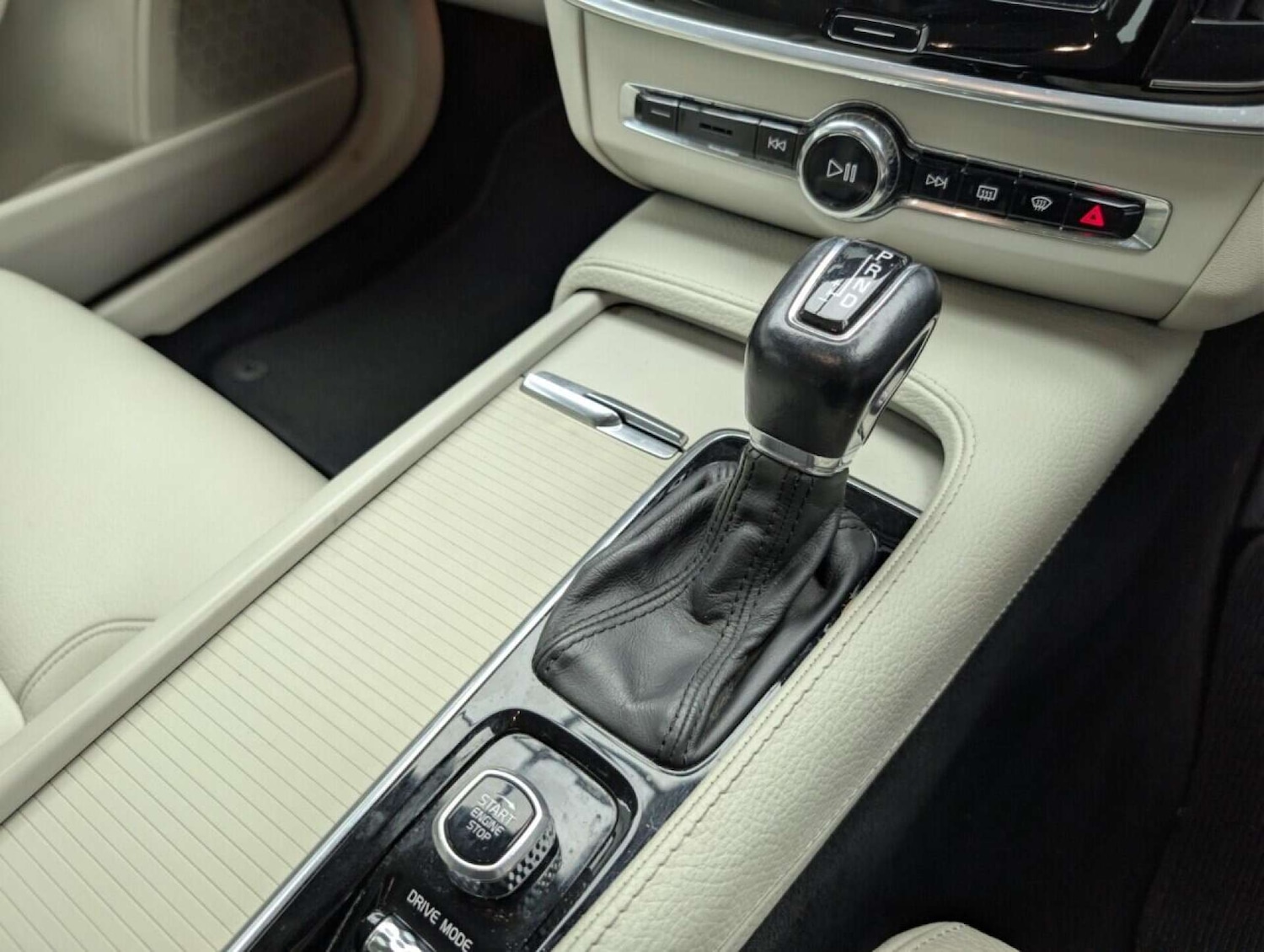 Used Volvo V90 2017 for sale - 77980242: Photo 19