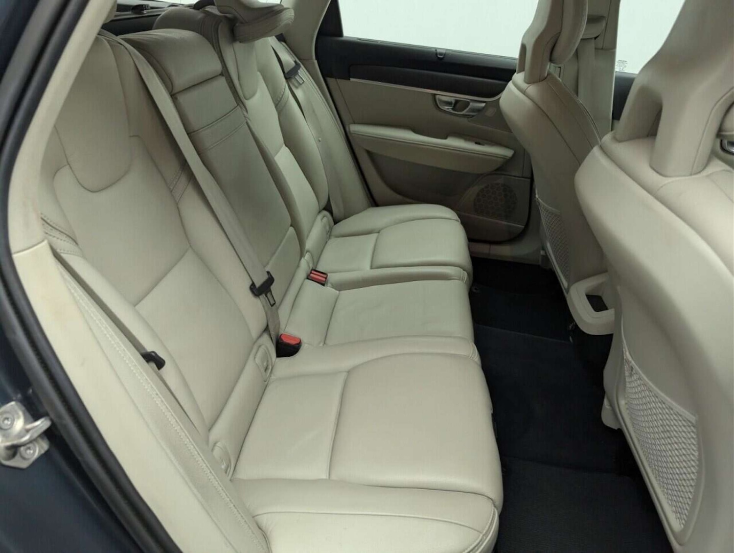 Used Volvo V90 2017 for sale - 77980242: Photo 29