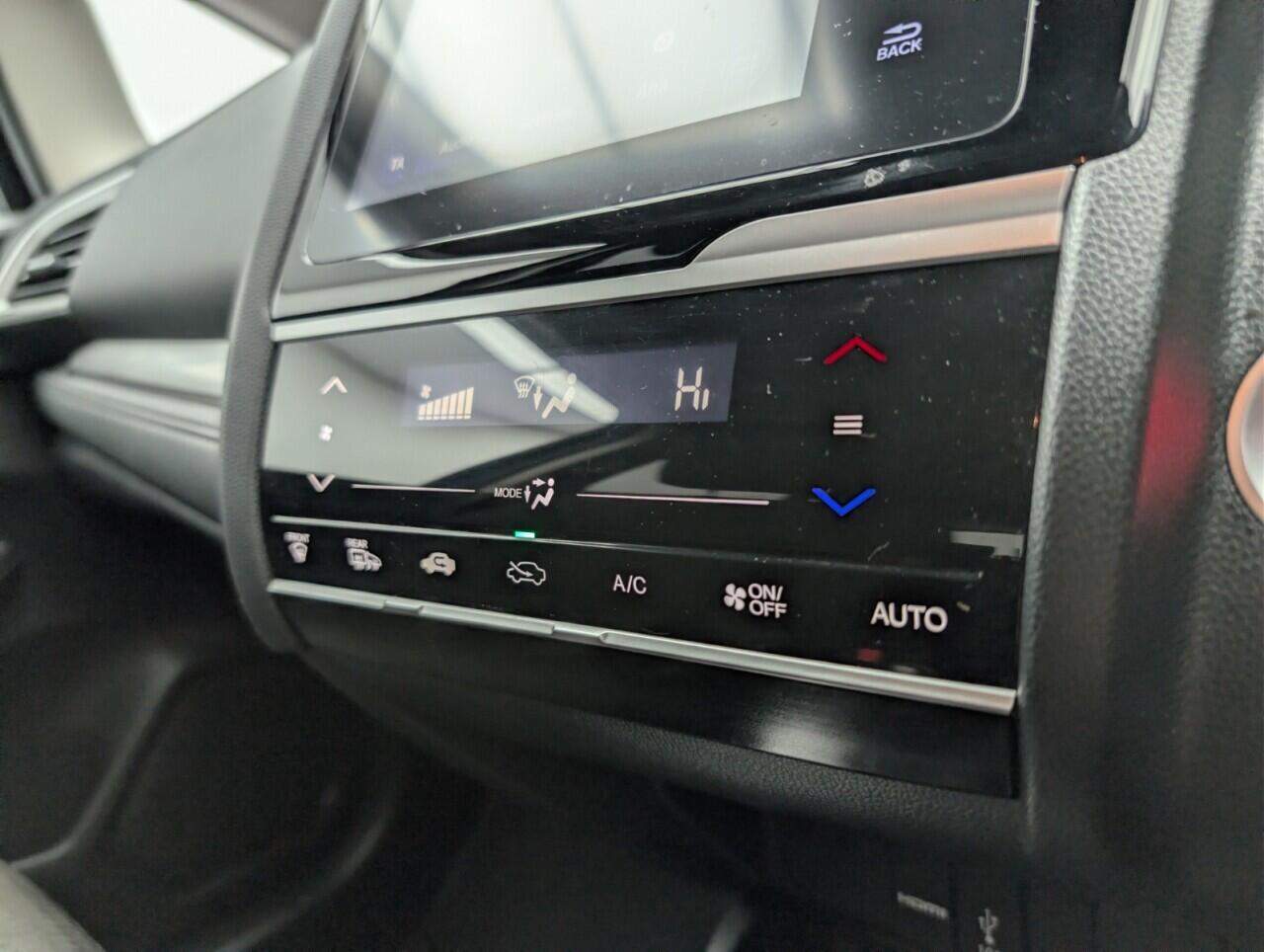 Used Honda Jazz 2019 for sale - 77670907: Photo 16