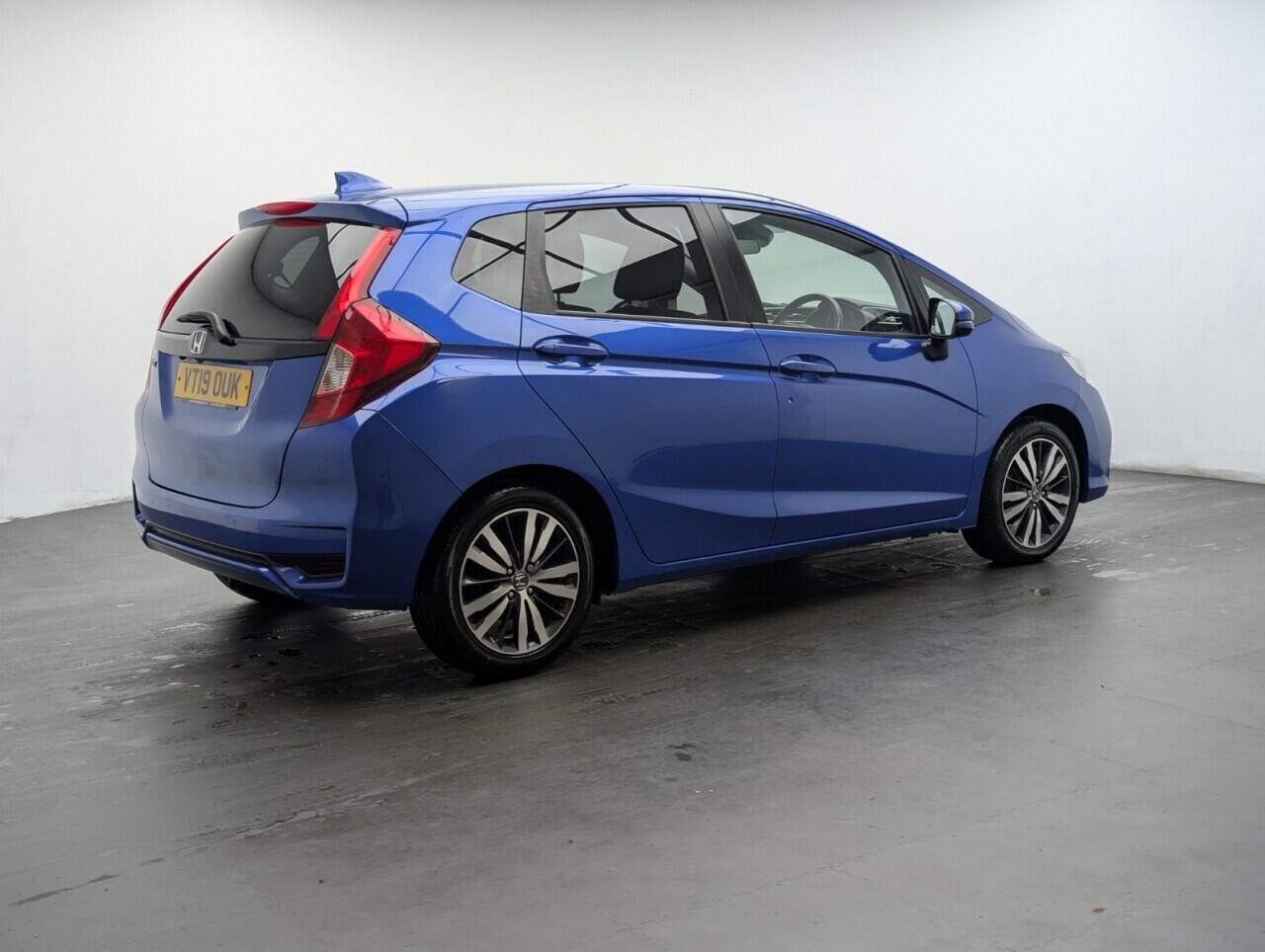 Used Honda Jazz 2019 for sale - 77670907: Photo 8