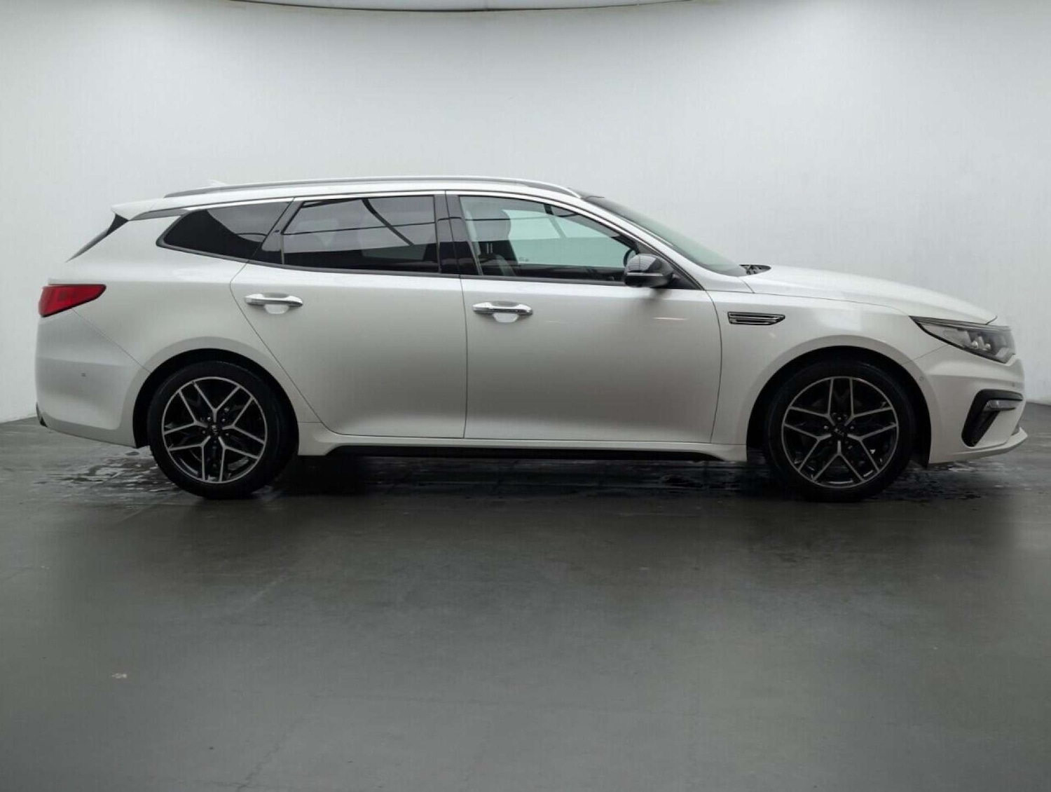 Used Kia Optima 2018 for sale - 77714532: Photo 9