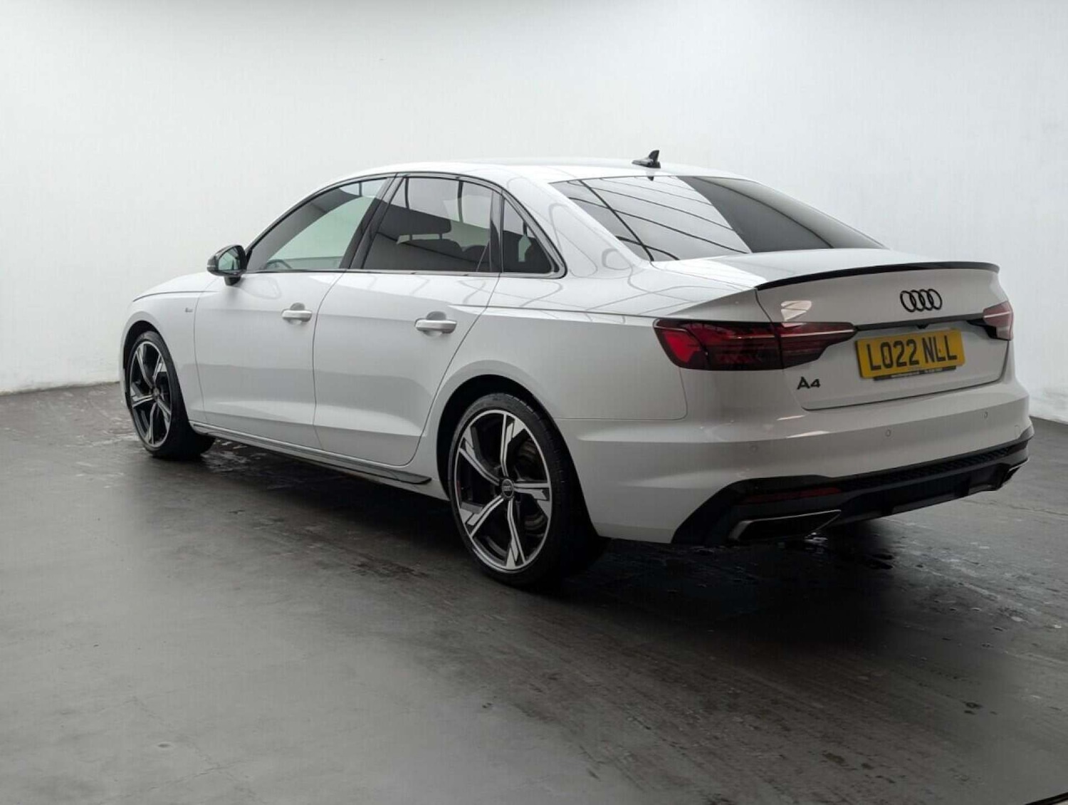 Used Audi A4 2022 for sale - 77714458: Photo 6