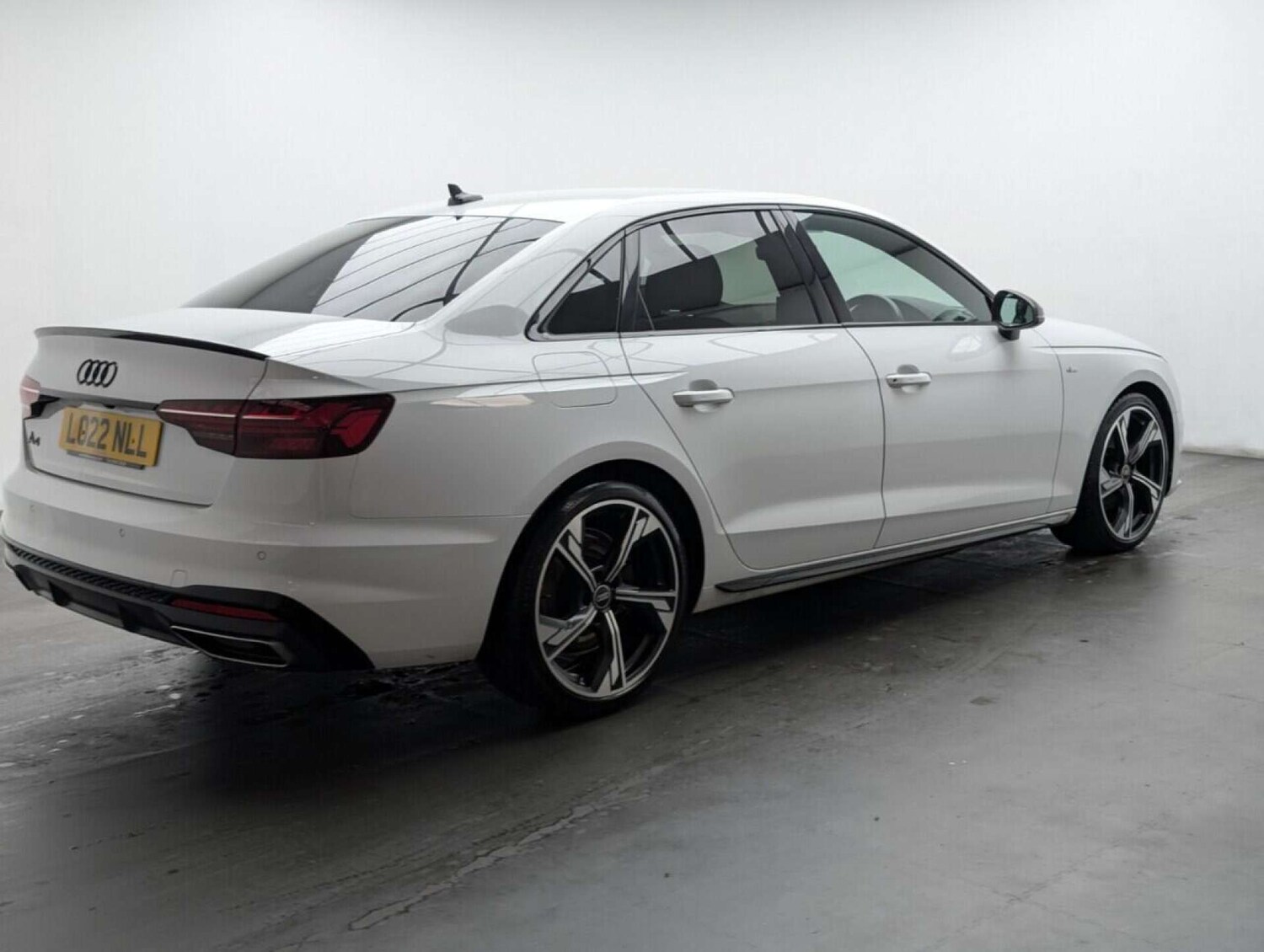 Used Audi A4 2022 for sale - 77714458: Photo 8