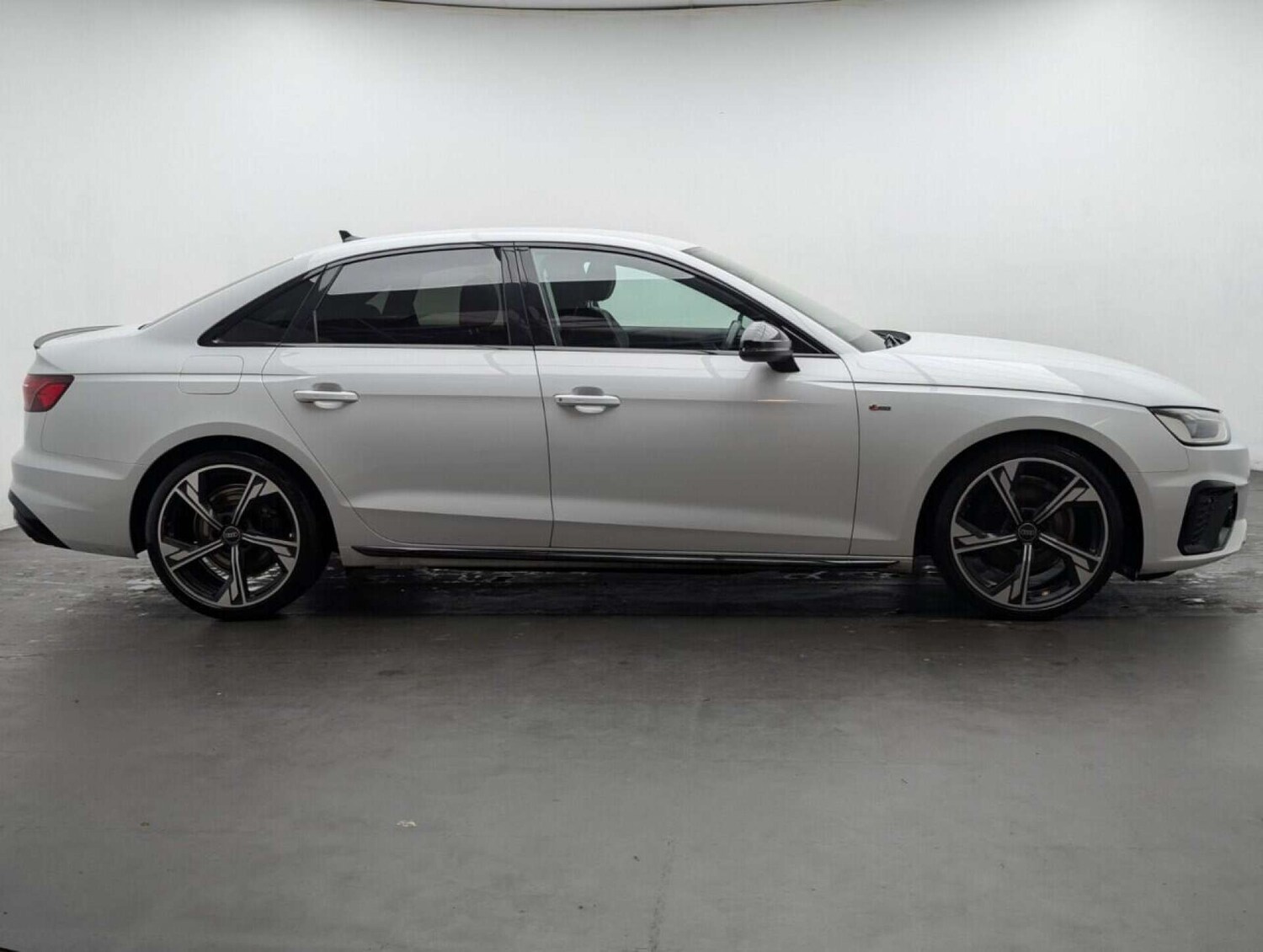 Used Audi A4 2022 for sale - 77714458: Photo 9