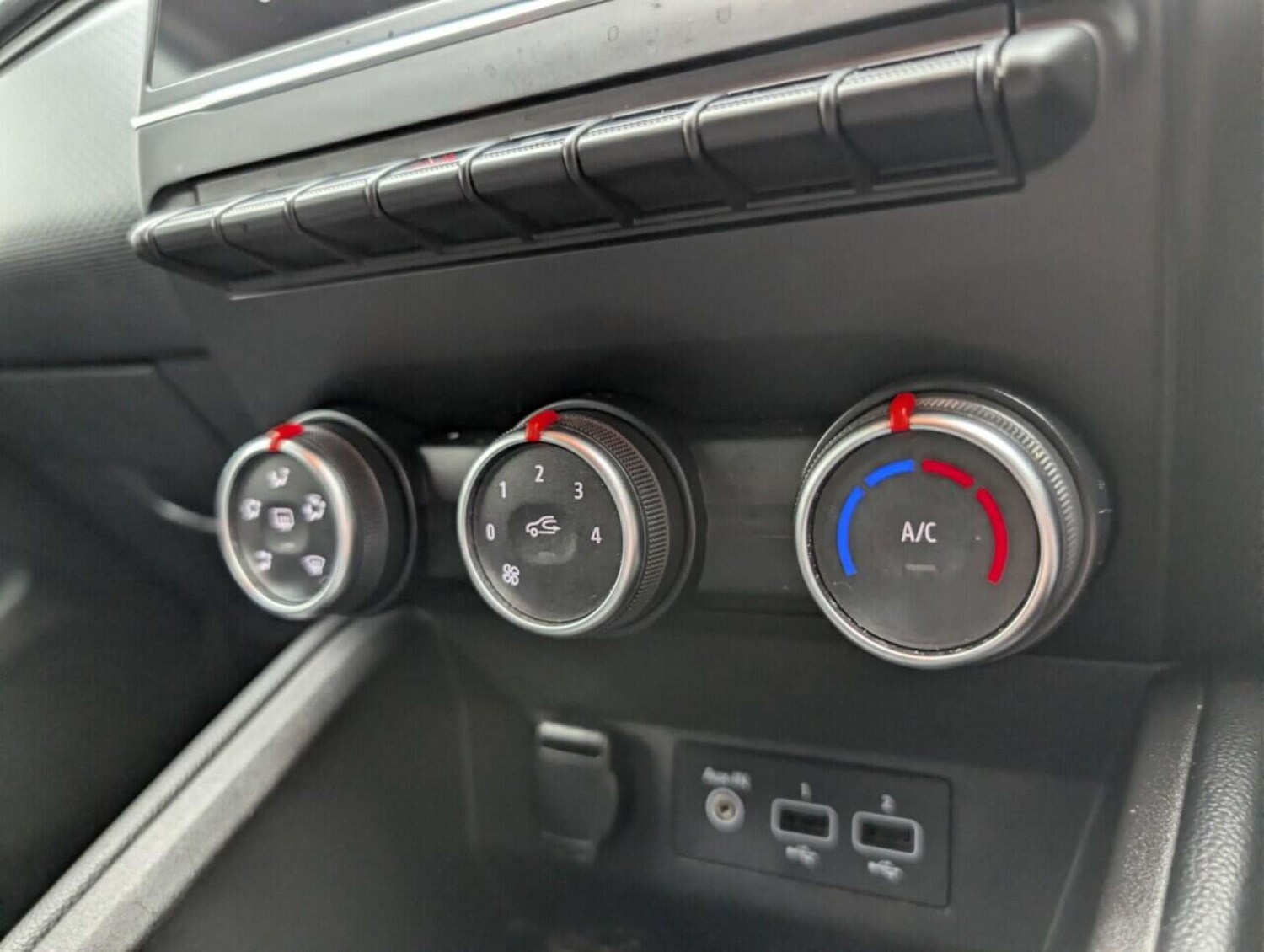 Used Renault Clio 2020 for sale - 77714464: Photo 15