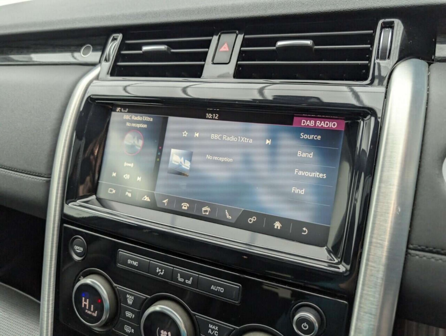 Used Land Rover Discovery 2018 for sale - 77714286: Photo 14