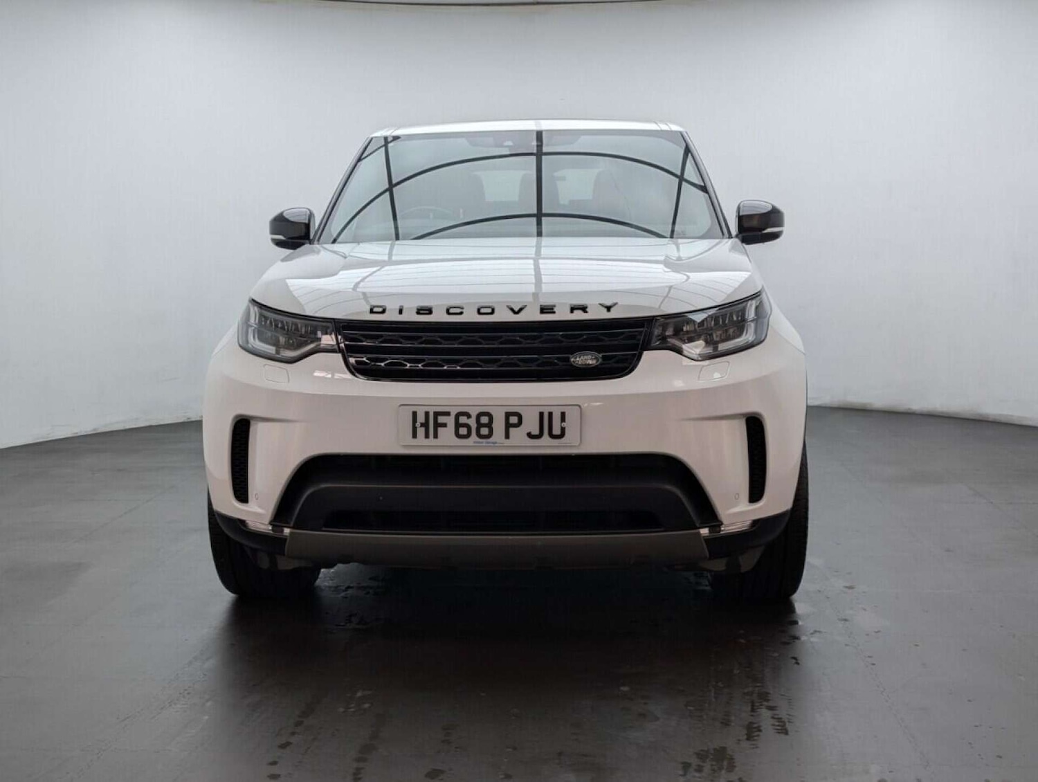 Used Land Rover Discovery 2018 for sale - 77714286: Photo 3