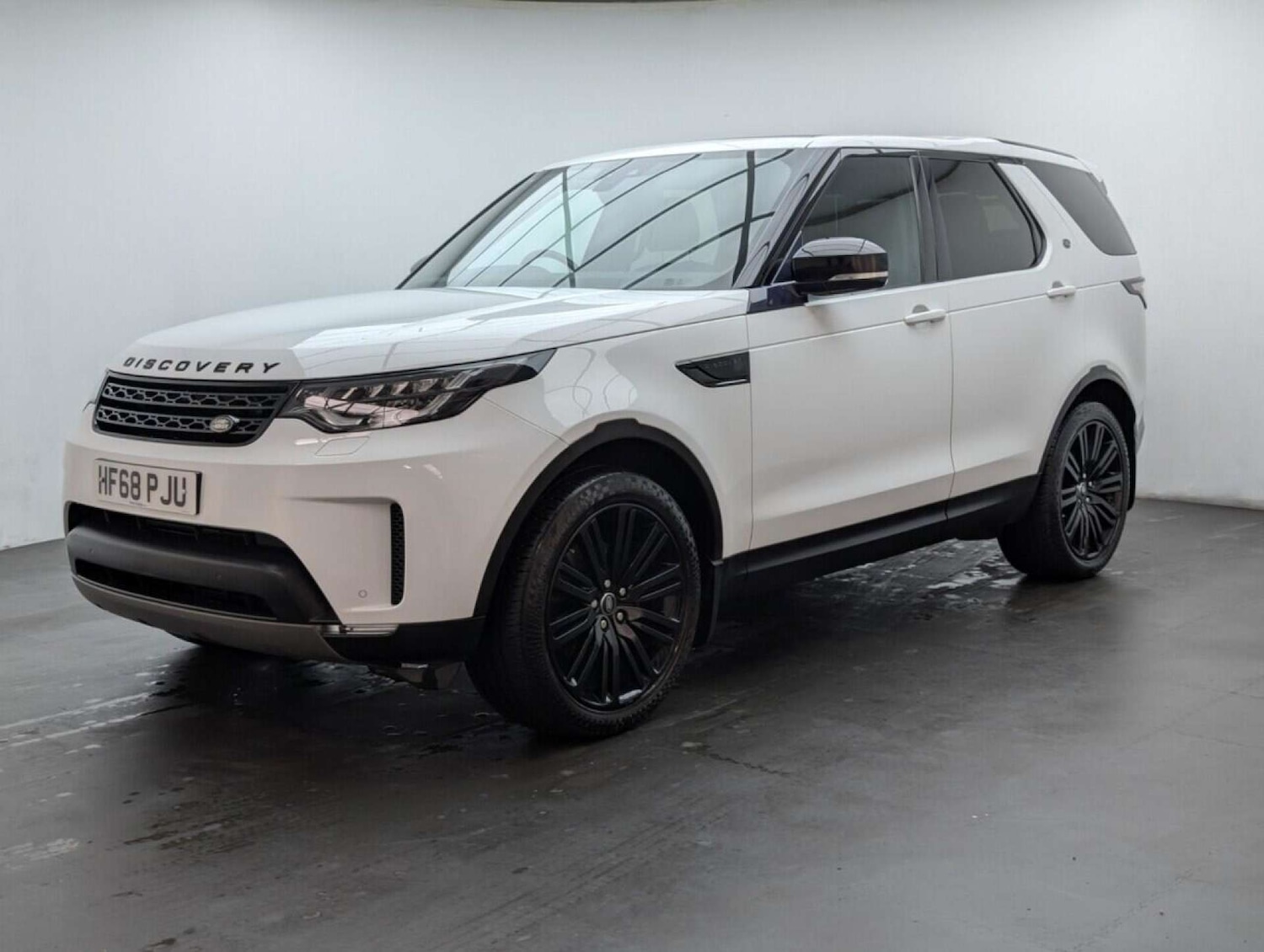 Used Land Rover Discovery 2018 for sale - 77714286: Photo 4