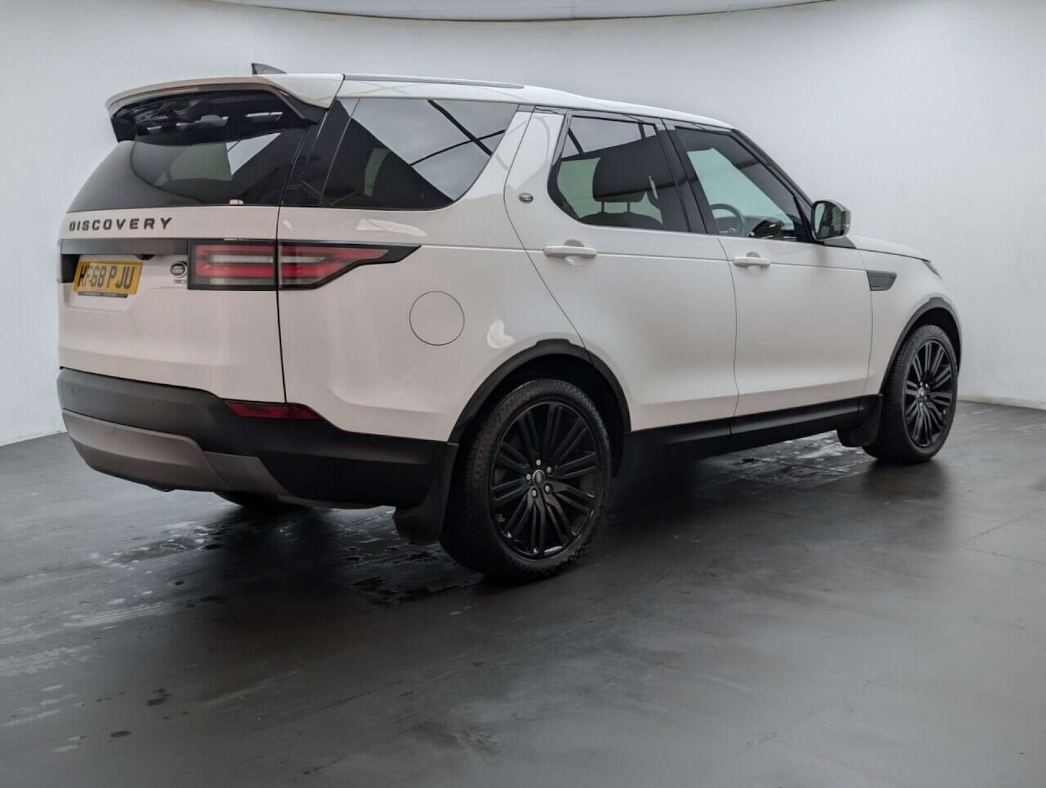 Used Land Rover Discovery 2018 for sale - 77714286: Photo 8
