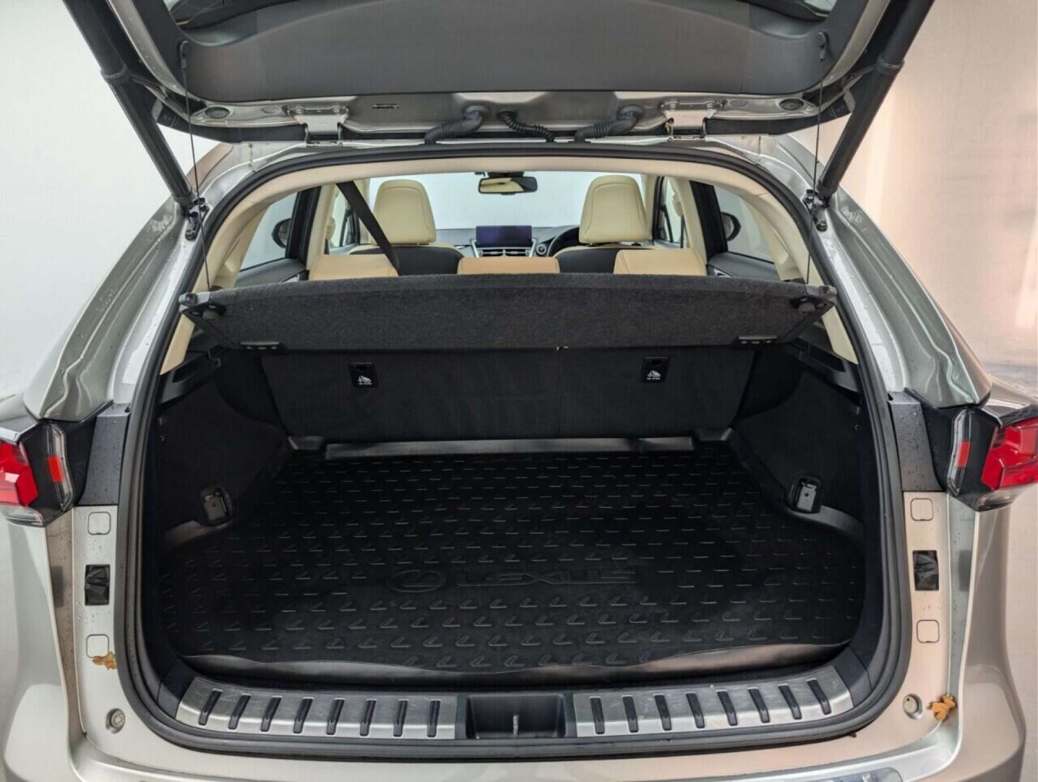 Used Lexus NX 2019 for sale - 77713658: Photo 28