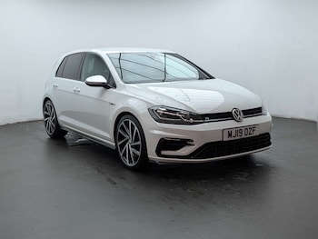 Used Volkswagen Golf 2019 for sale - 78901202: Photo