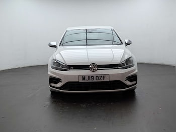 Used Volkswagen Golf 2019 for sale - 78901202: Photo