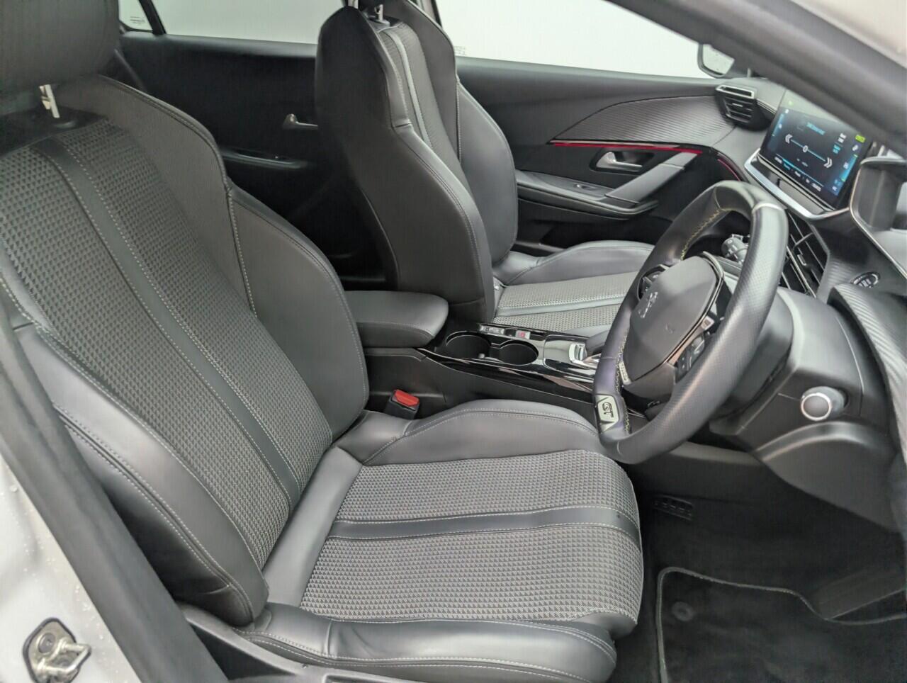 Used Peugeot E-208 2021 for sale - 77091363: Photo 12