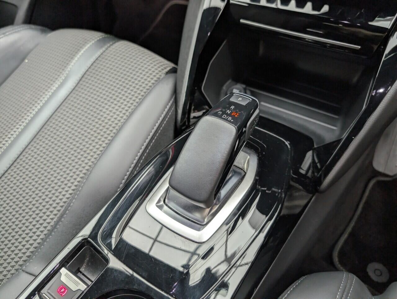 Used Peugeot E-208 2021 for sale - 77091363: Photo 17