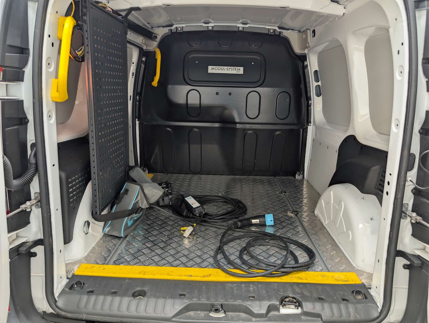 Used Renault Kangoo 2021 for sale - 77713920: Photo 17