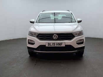 Used Volkswagen T-Roc 2019 for sale - 79504274: Photo