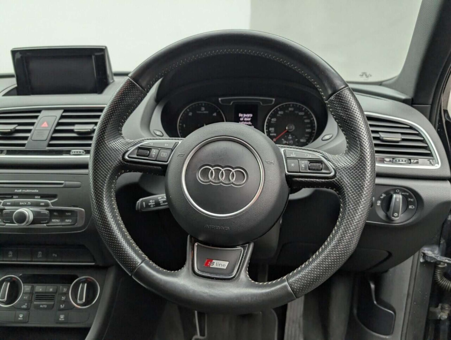 Used Audi Q3 2016 for sale - 77714040: Photo 19