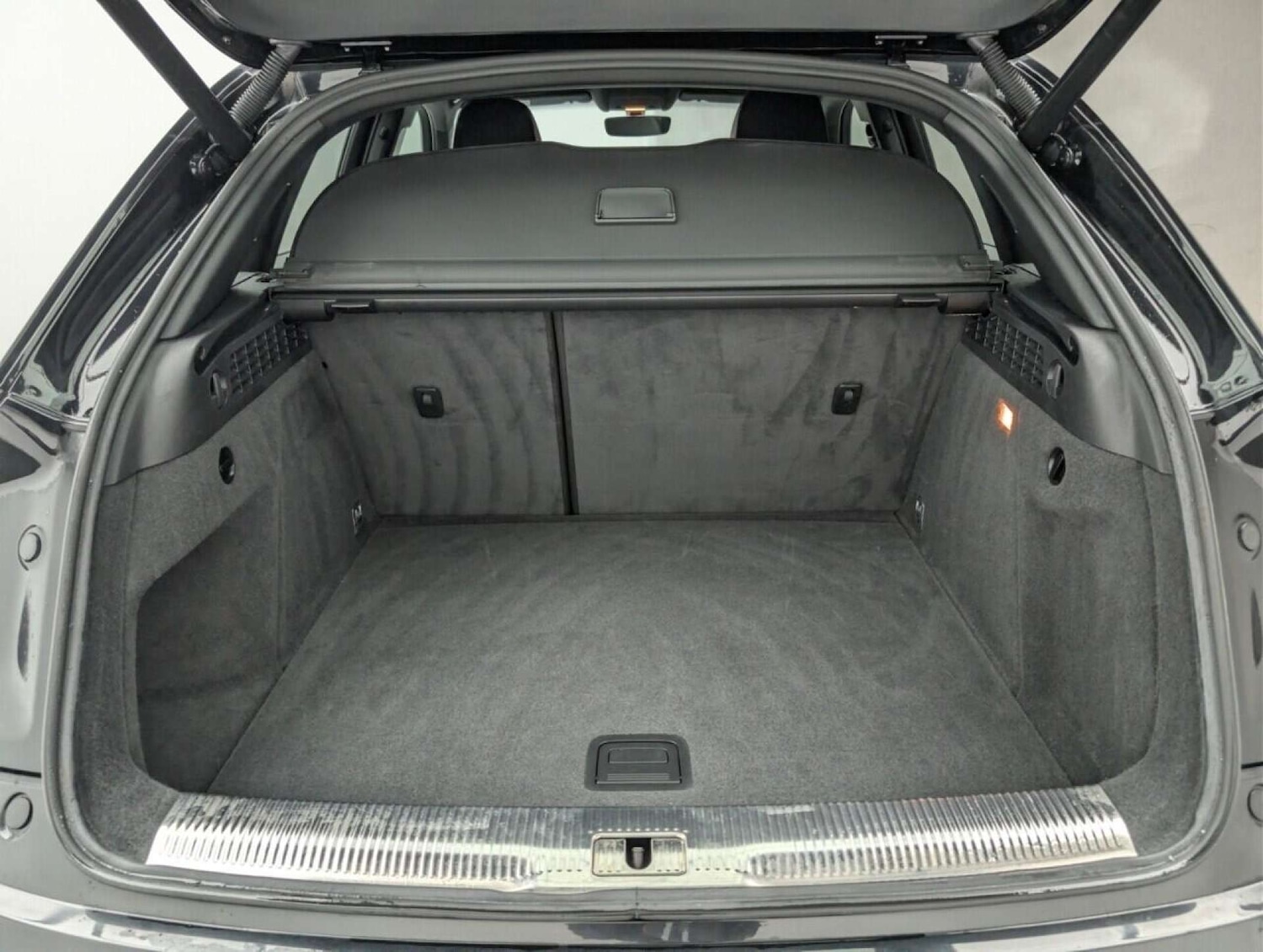 Used Audi Q3 2016 for sale - 77714040: Photo 22