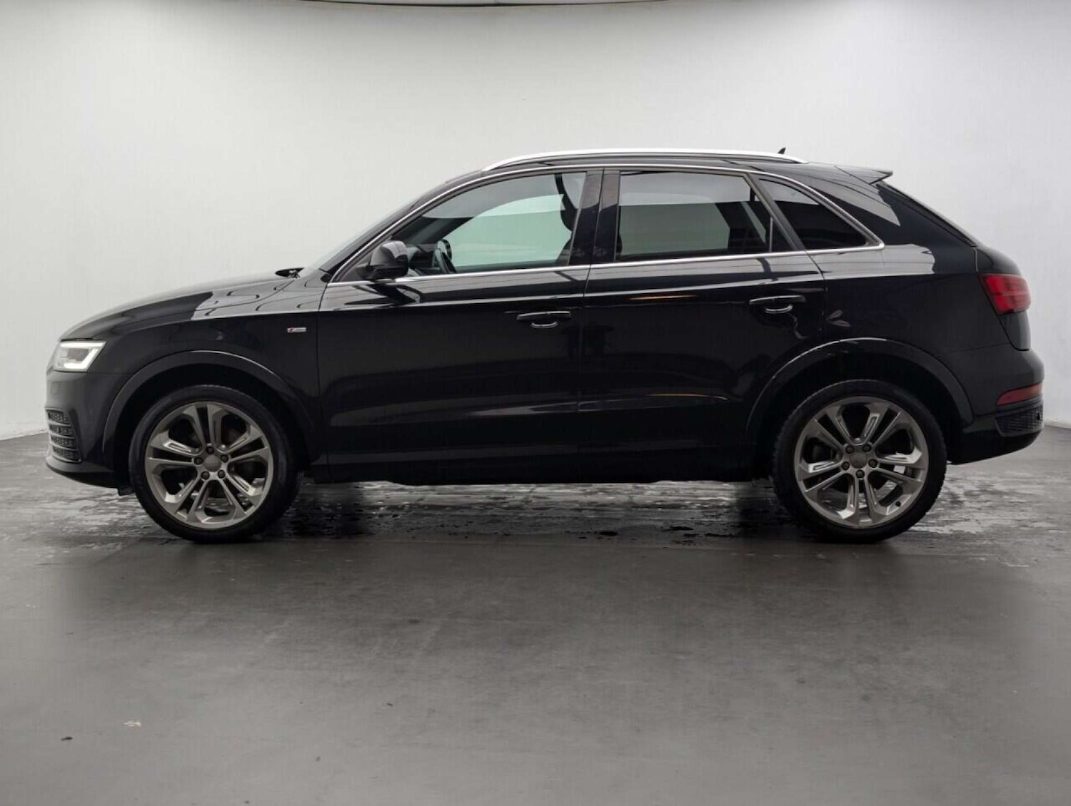 Used Audi Q3 2016 for sale - 77714040: Photo 5