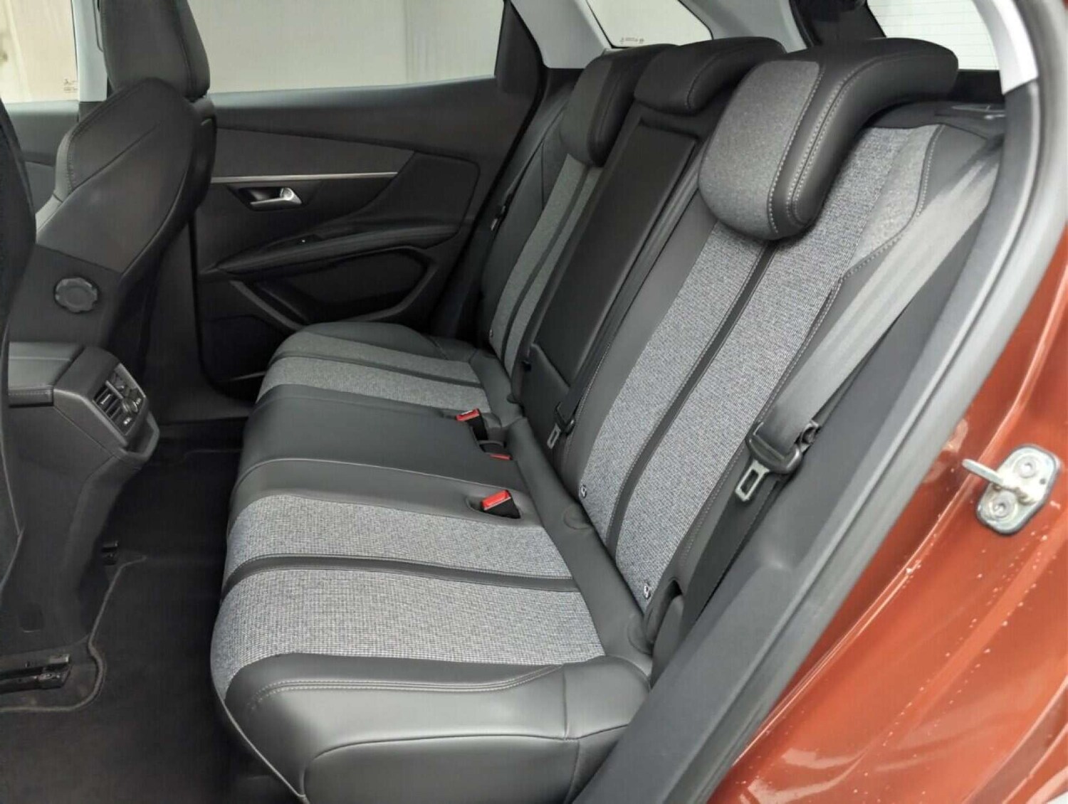 Used Peugeot 3008 2017 for sale - 77713180: Photo 25